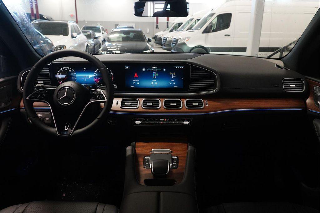 new 2026 Mercedes-Benz GLE 350 car, priced at $72,850