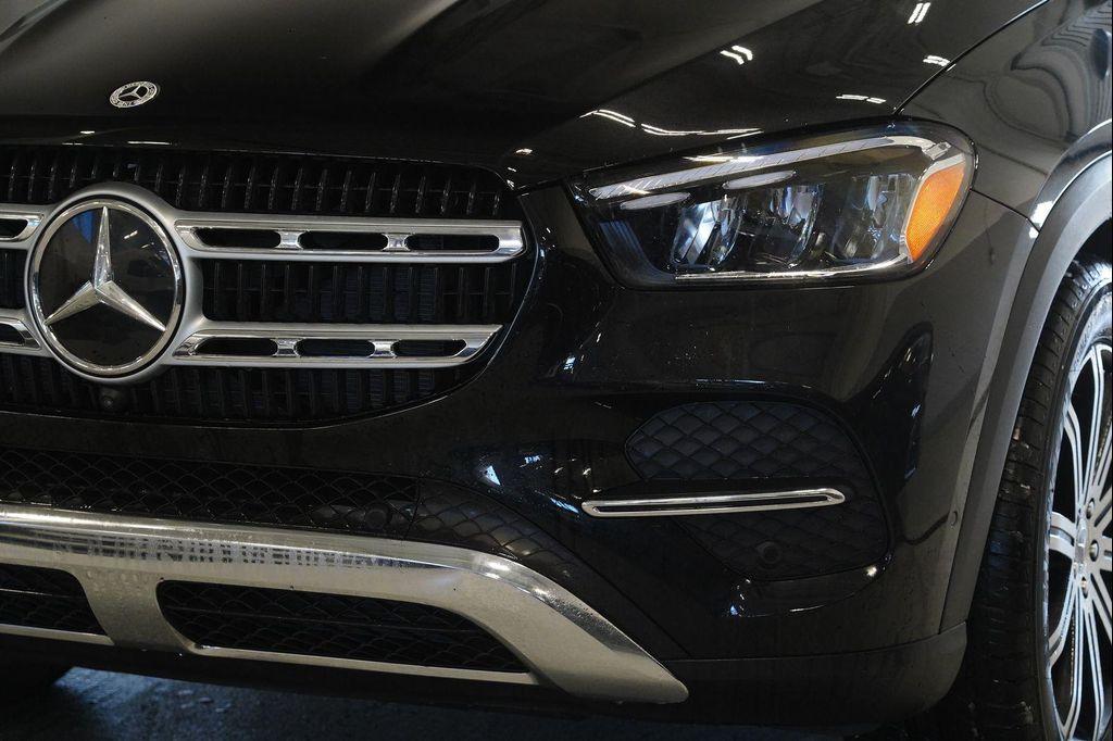 new 2026 Mercedes-Benz GLE 350 car, priced at $72,850