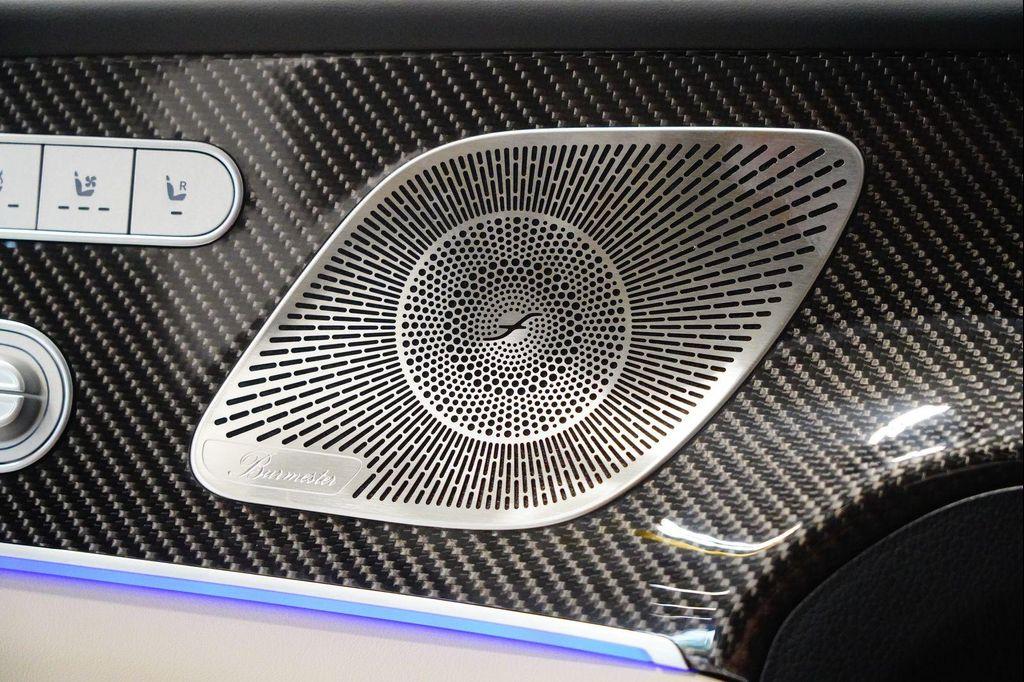 Mercedes-Benz GLS view 31