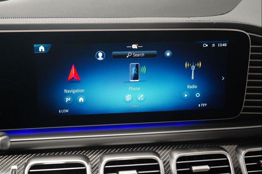 Mercedes-Benz GLS view 24