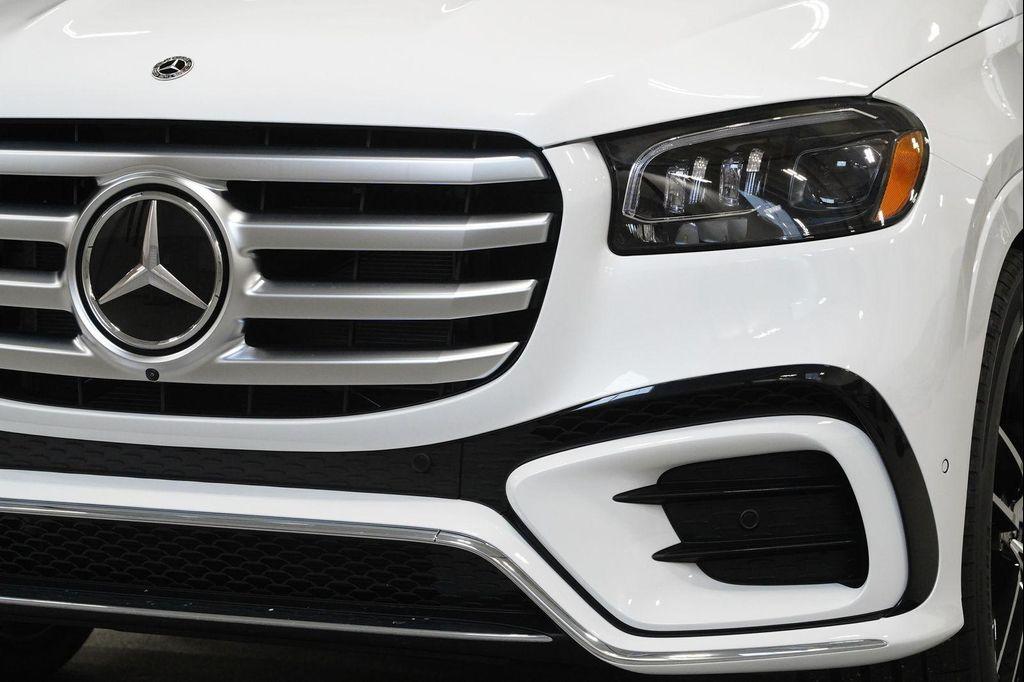 new 2026 Mercedes-Benz GLS 450 car, priced at $107,320
