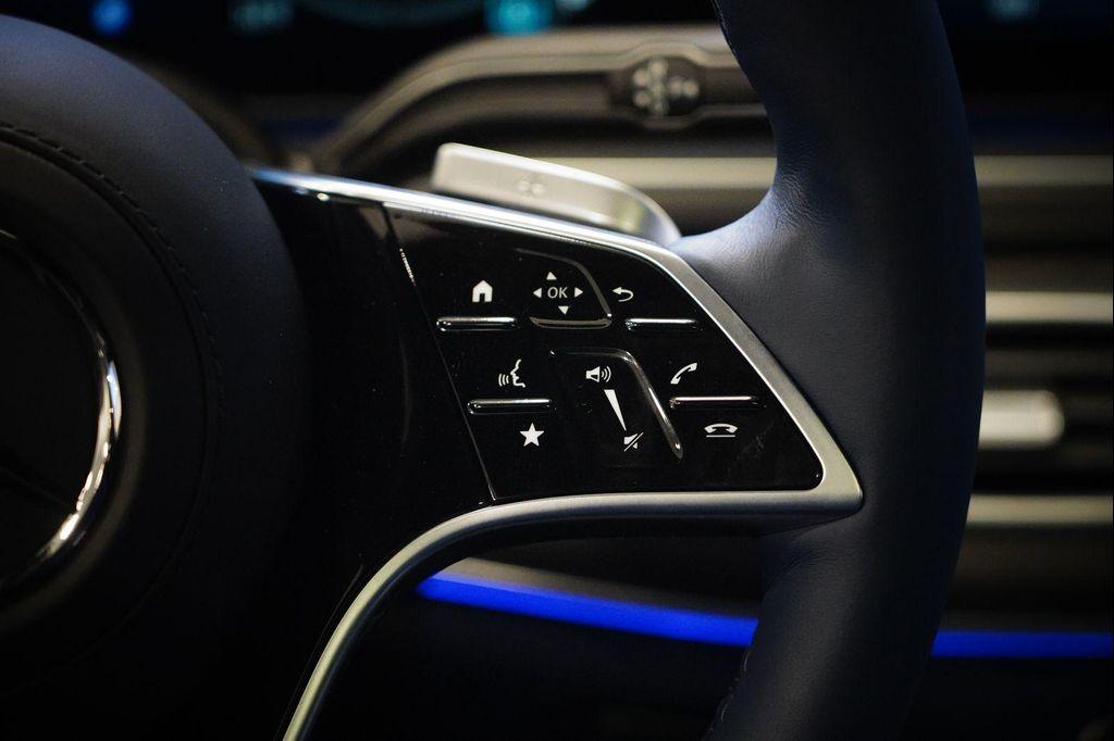 new 2026 Mercedes-Benz Maybach GLS 600 car, priced at $190,955