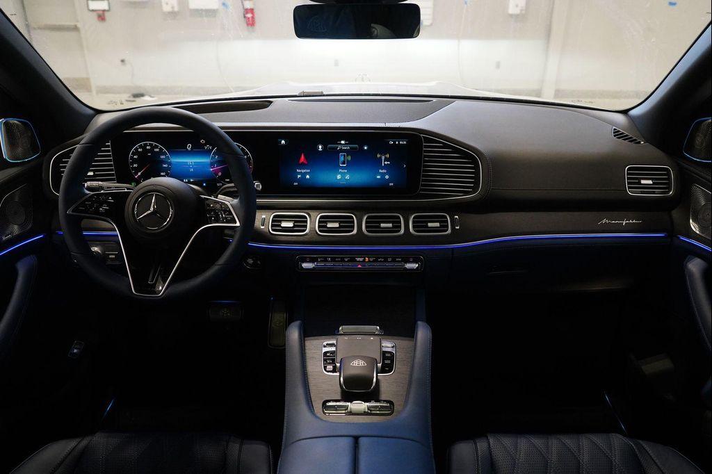 new 2026 Mercedes-Benz Maybach GLS 600 car, priced at $190,955