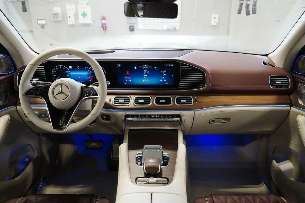 new 2026 Mercedes-Benz Maybach GLS 600 car, priced at $184,750