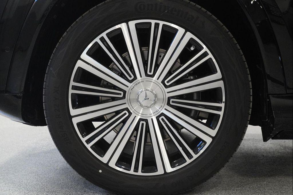 new 2026 Mercedes-Benz Maybach GLS 600 car, priced at $184,750