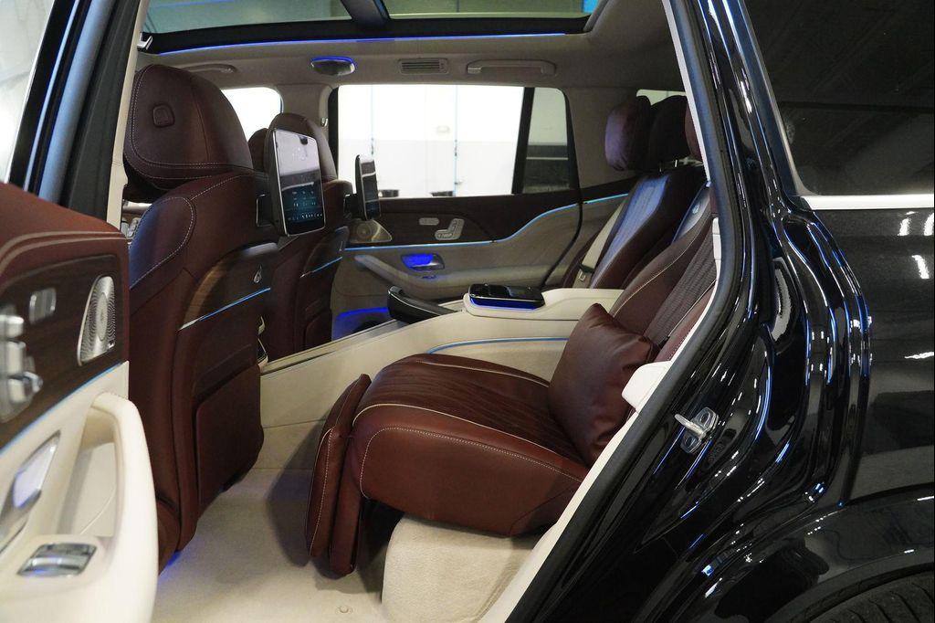 new 2026 Mercedes-Benz Maybach GLS 600 car, priced at $184,750