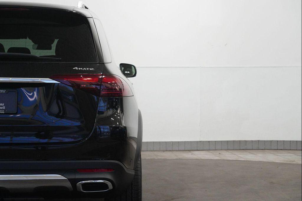 new 2026 Mercedes-Benz GLE 350 car, priced at $72,750