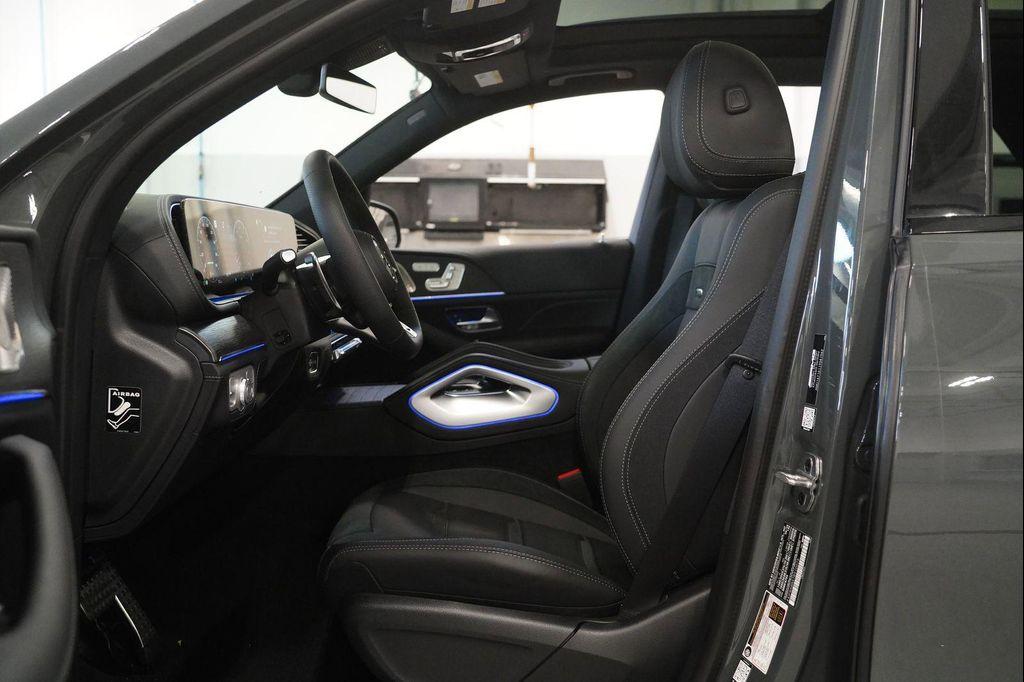 new 2026 Mercedes-Benz AMG GLE 53 car, priced at $98,075