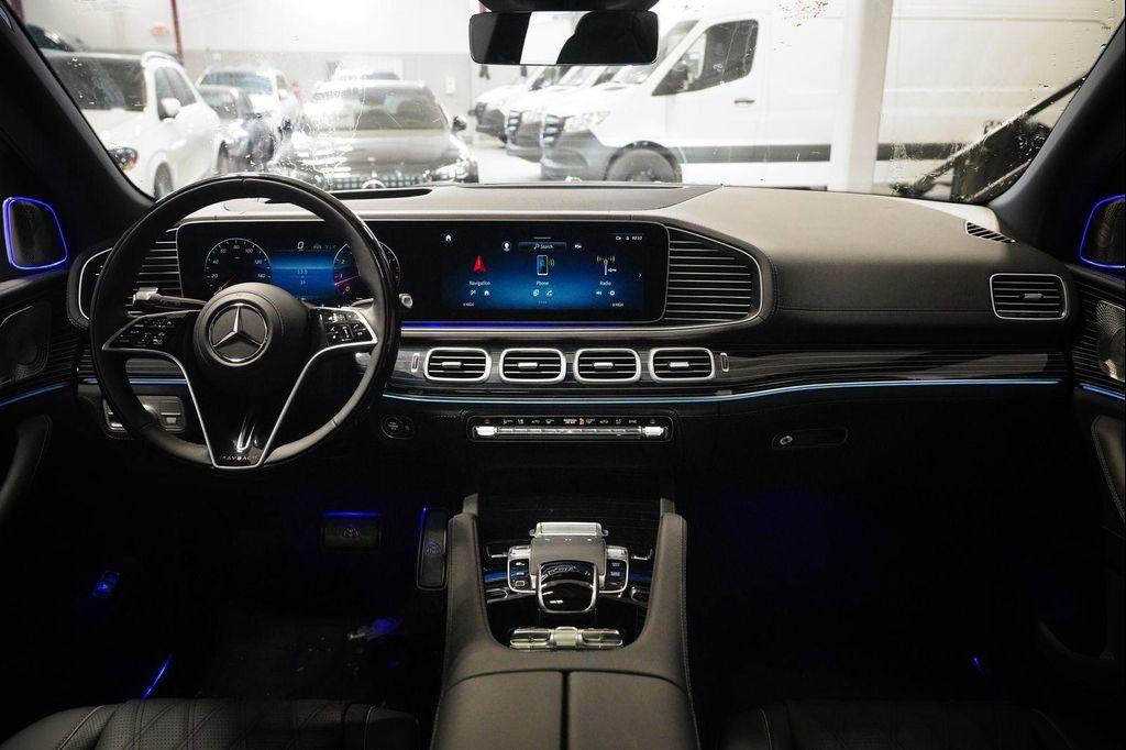 new 2026 Mercedes-Benz Maybach GLS 600 car, priced at $212,155