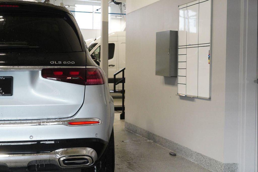 new 2026 Mercedes-Benz Maybach GLS 600 car, priced at $212,155