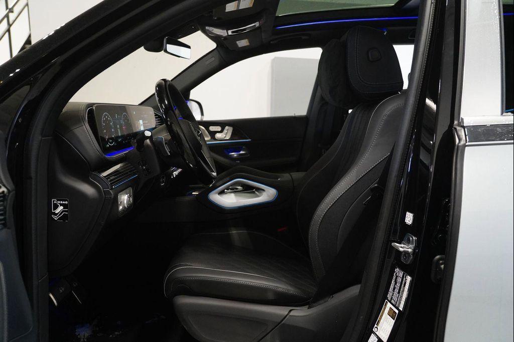 new 2026 Mercedes-Benz Maybach GLS 600 car, priced at $212,155