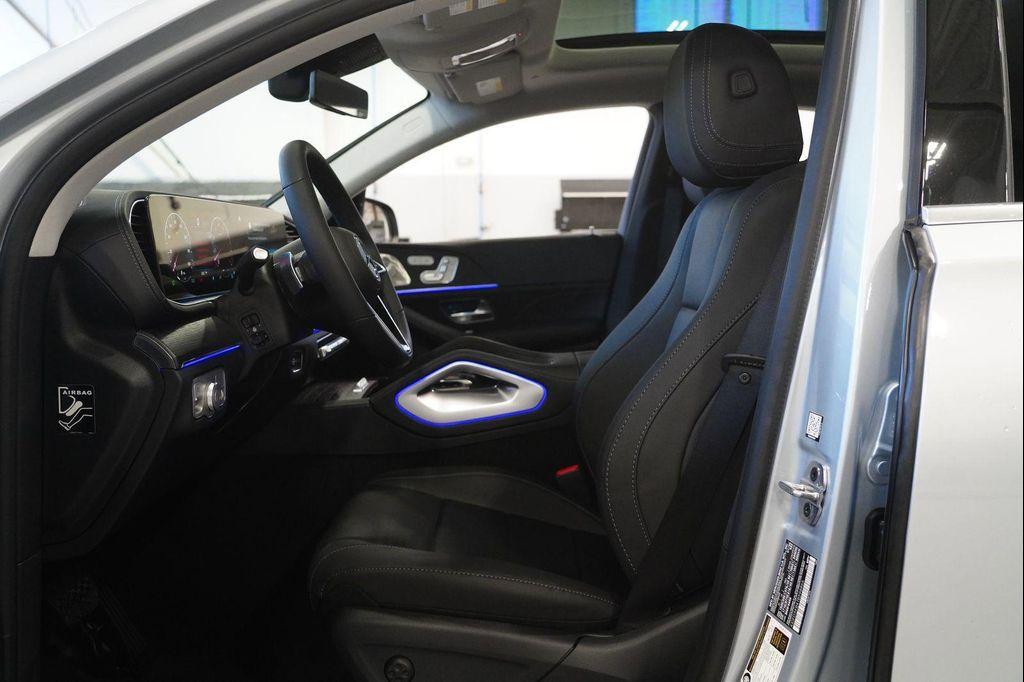 new 2026 Mercedes-Benz GLE 450 car, priced at $85,845
