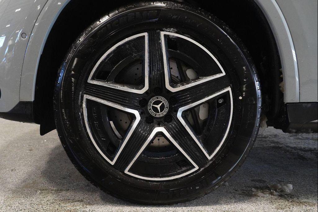 new 2026 Mercedes-Benz GLC 300 car, priced at $65,335