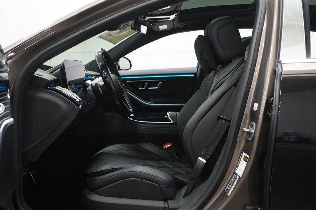 new 2025 Mercedes-Benz Maybach S 680 car, priced at $269,850