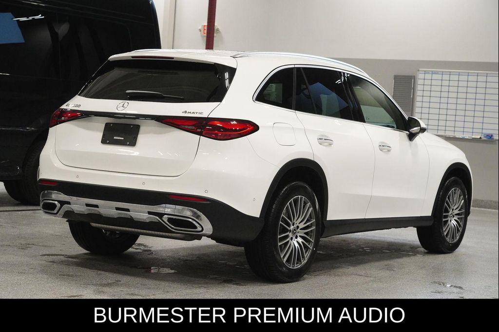 new 2026 Mercedes-Benz GLC 300 car, priced at $59,385