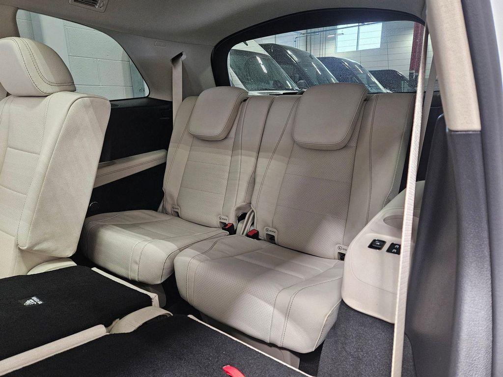 new 2026 Mercedes-Benz GLS 450 car, priced at $94,530