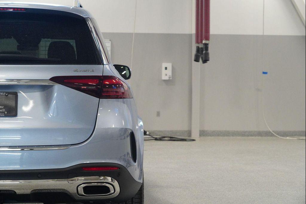 new 2026 Mercedes-Benz GLE 350 car, priced at $85,080