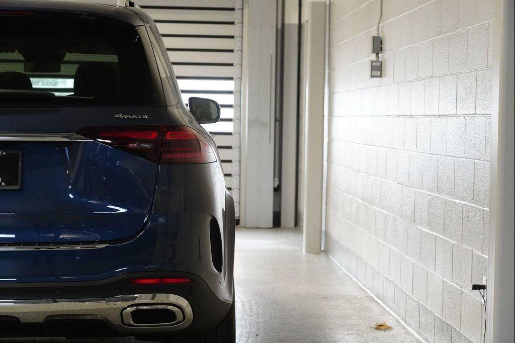 new 2026 Mercedes-Benz GLE 450 car, priced at $82,220