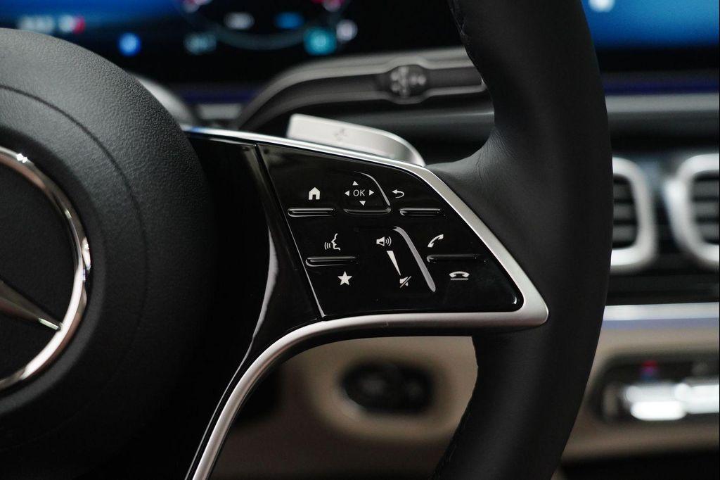 new 2026 Mercedes-Benz GLE 450 car, priced at $90,205
