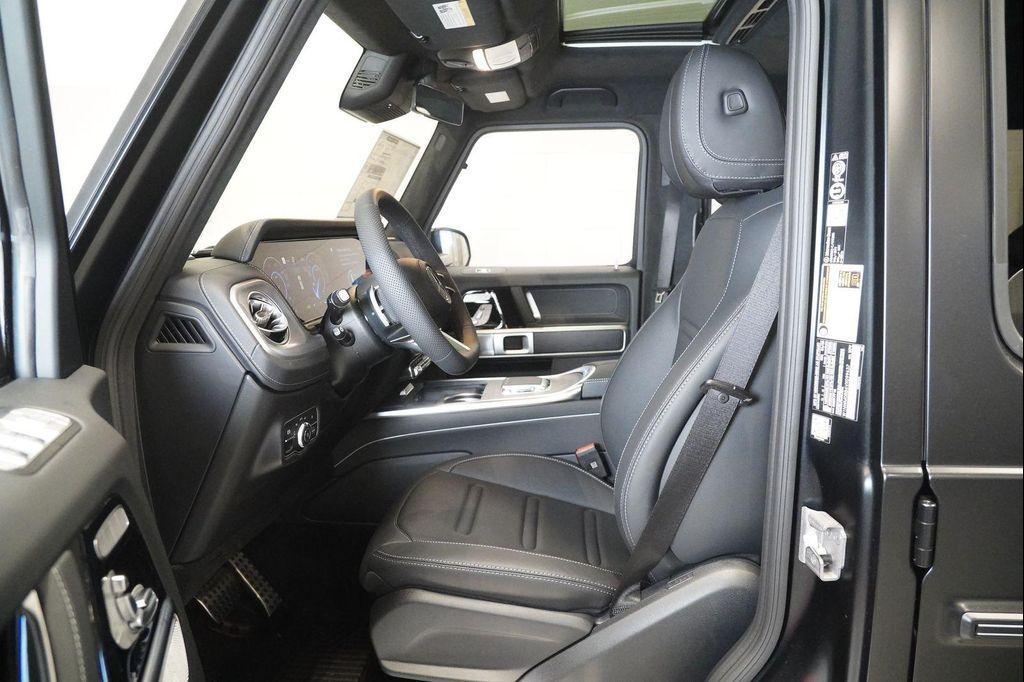 Mercedes-Benz G-Class view 11