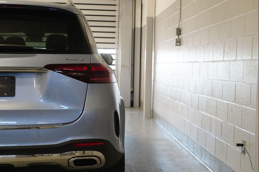 new 2026 Mercedes-Benz GLE 450 car, priced at $88,880