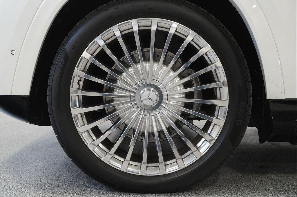 new 2026 Mercedes-Benz Maybach GLS 600 car, priced at $192,200