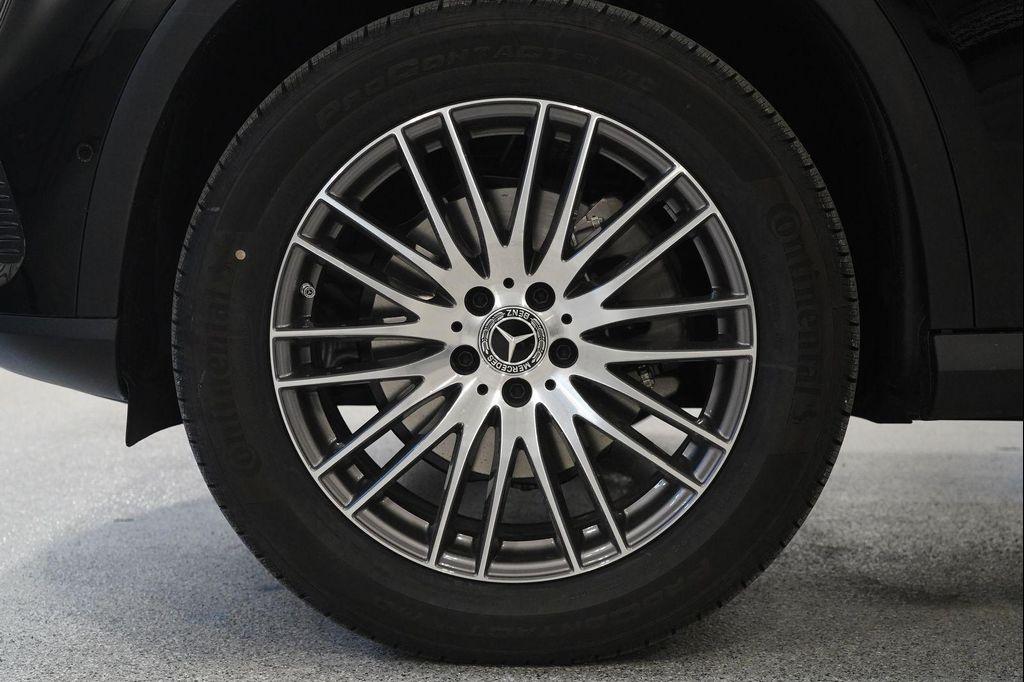 new 2026 Mercedes-Benz GLC 300 car, priced at $58,460