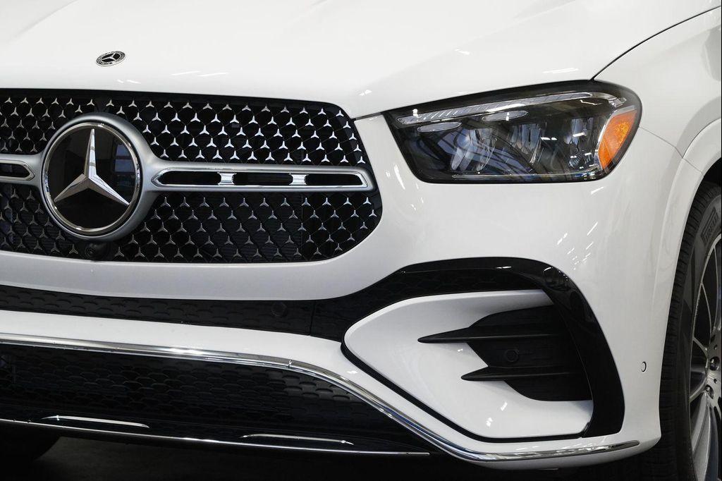 new 2026 Mercedes-Benz GLE 450 car, priced at $81,780