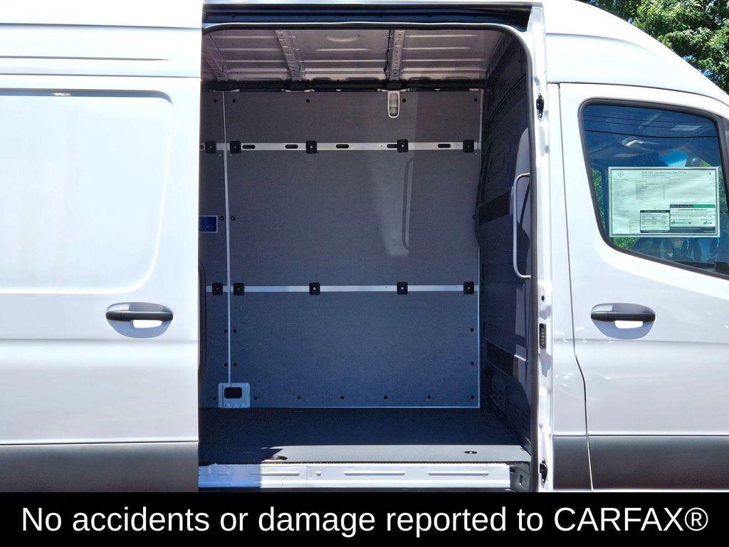 used 2024 Mercedes-Benz Sprinter 2500 car