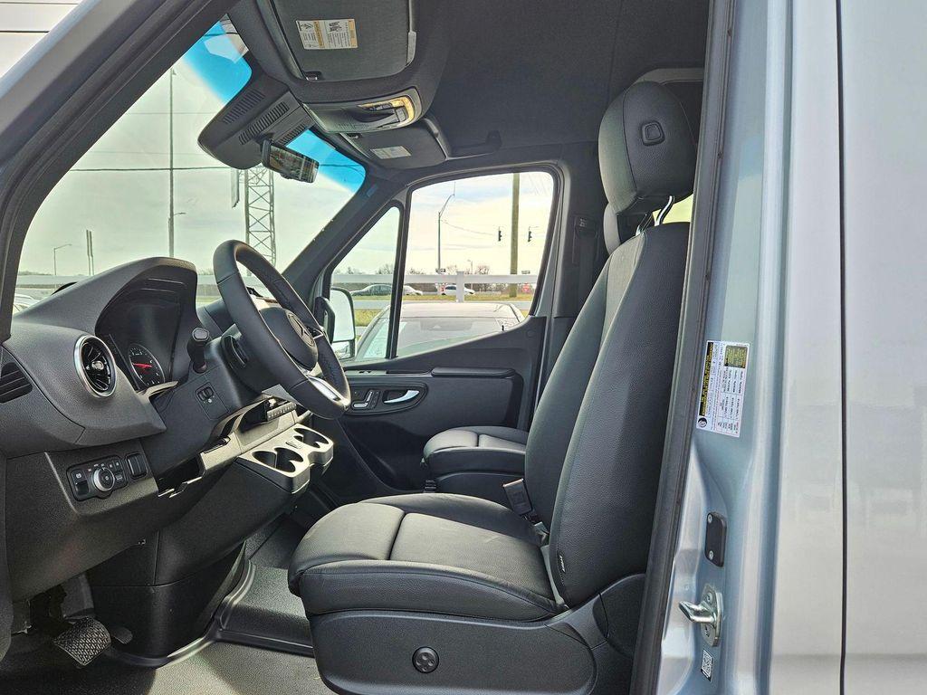 new 2025 Mercedes-Benz Sprinter 2500 car, priced at $92,479