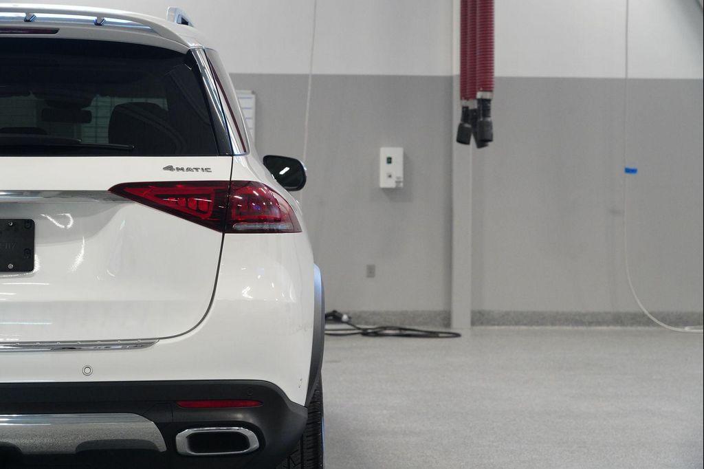 used 2021 Mercedes-Benz GLE 350 car, priced at $36,842