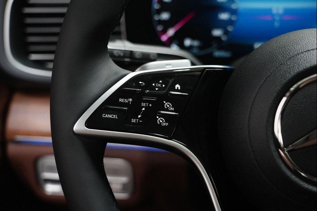 new 2026 Mercedes-Benz GLE 350 car, priced at $73,665