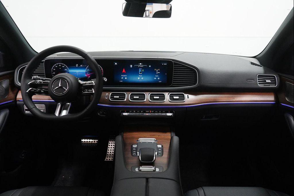 new 2025 Mercedes-Benz GLS 450 car, priced at $97,730