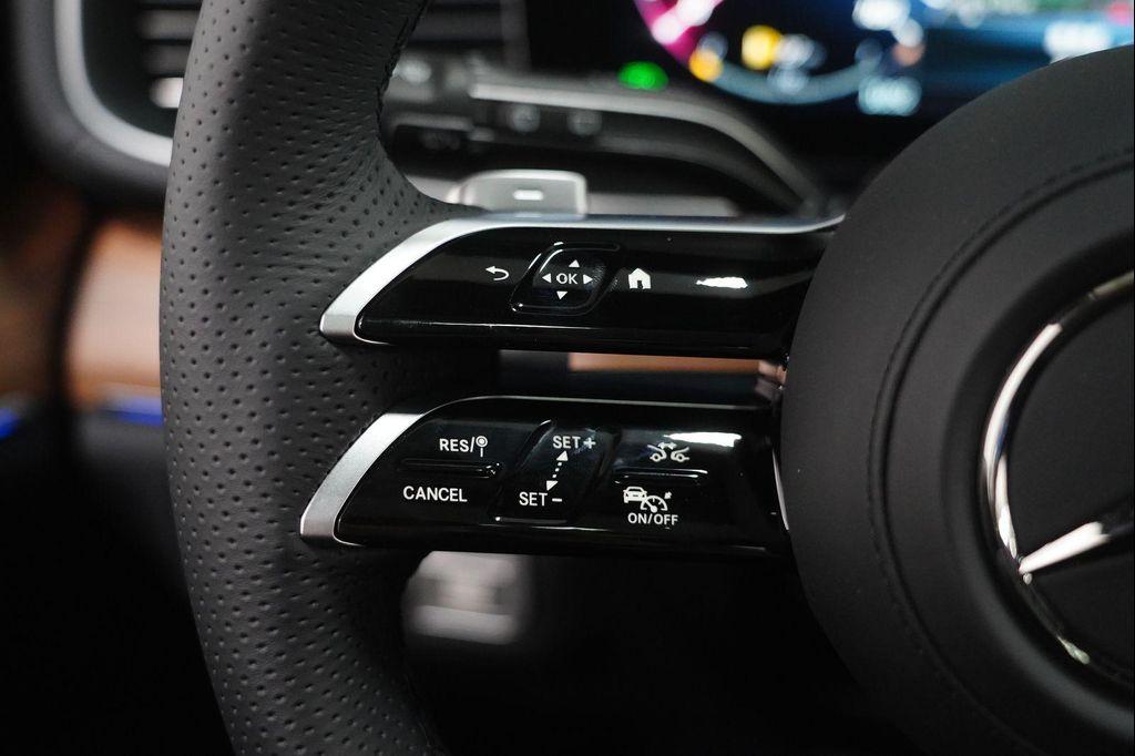 new 2025 Mercedes-Benz GLS 450 car, priced at $97,730