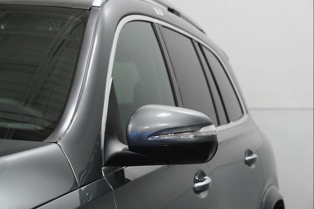 new 2025 Mercedes-Benz GLS 450 car, priced at $97,730