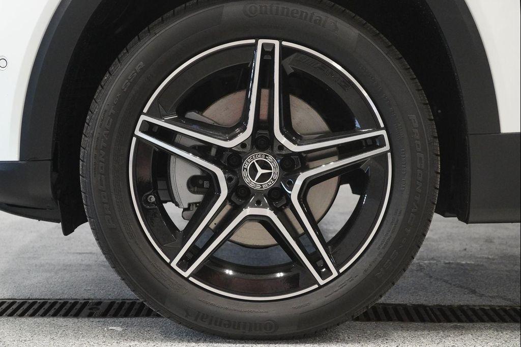 new 2026 Mercedes-Benz GLB 250 car, priced at $56,498