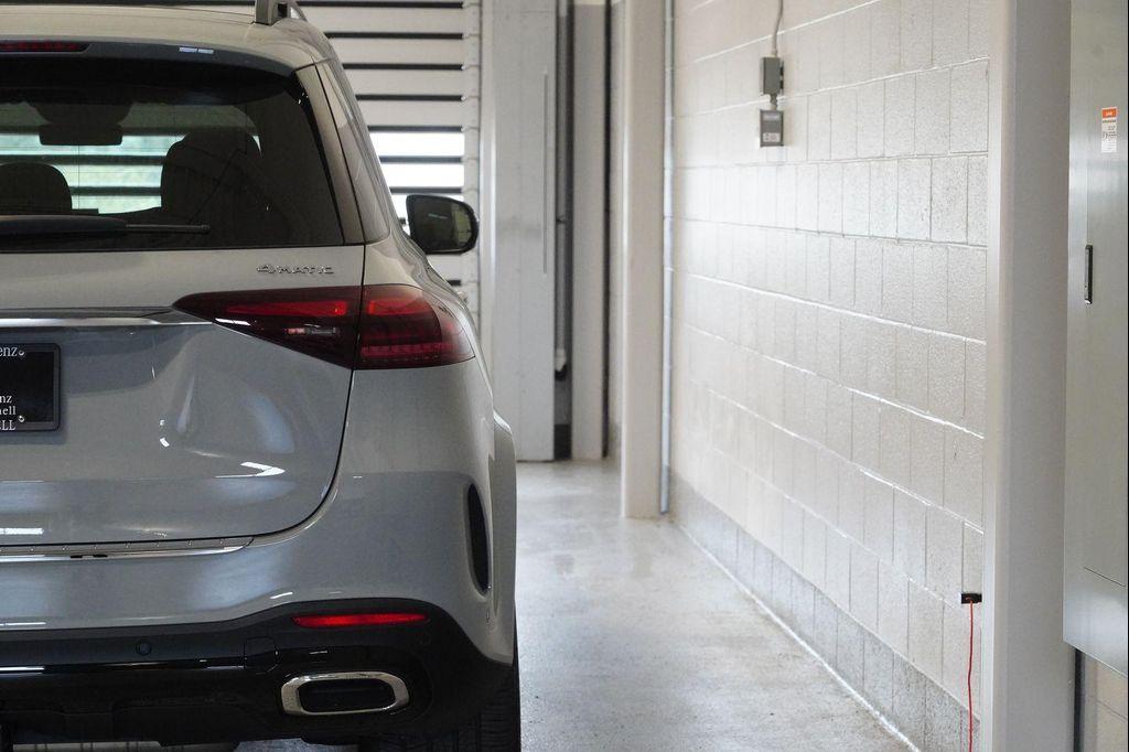 new 2026 Mercedes-Benz GLE 350 car, priced at $79,995