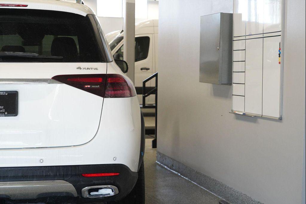 new 2026 Mercedes-Benz GLE 350 car, priced at $71,915
