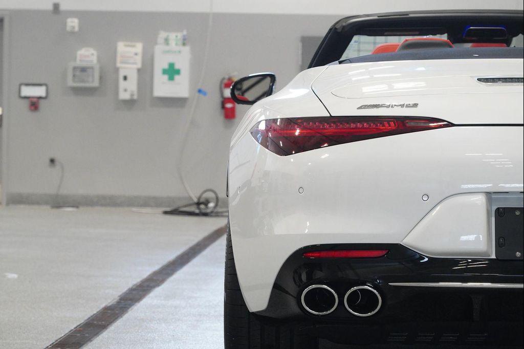 new 2026 Mercedes-Benz AMG SL 43 car, priced at $119,435