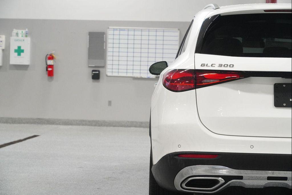 new 2026 Mercedes-Benz GLC 300 car, priced at $55,550