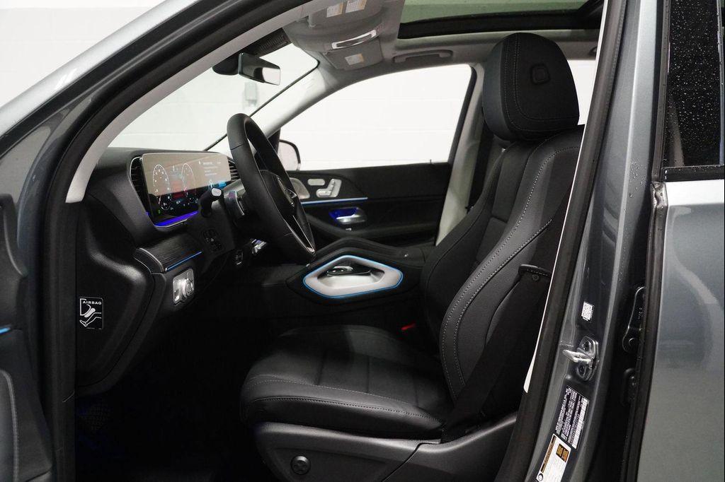 new 2026 Mercedes-Benz GLE 450 car, priced at $81,680