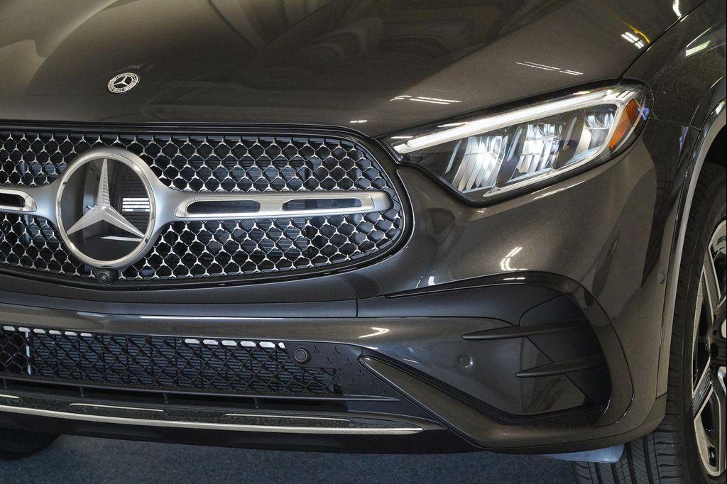 new 2026 Mercedes-Benz GLC 300 car, priced at $69,195