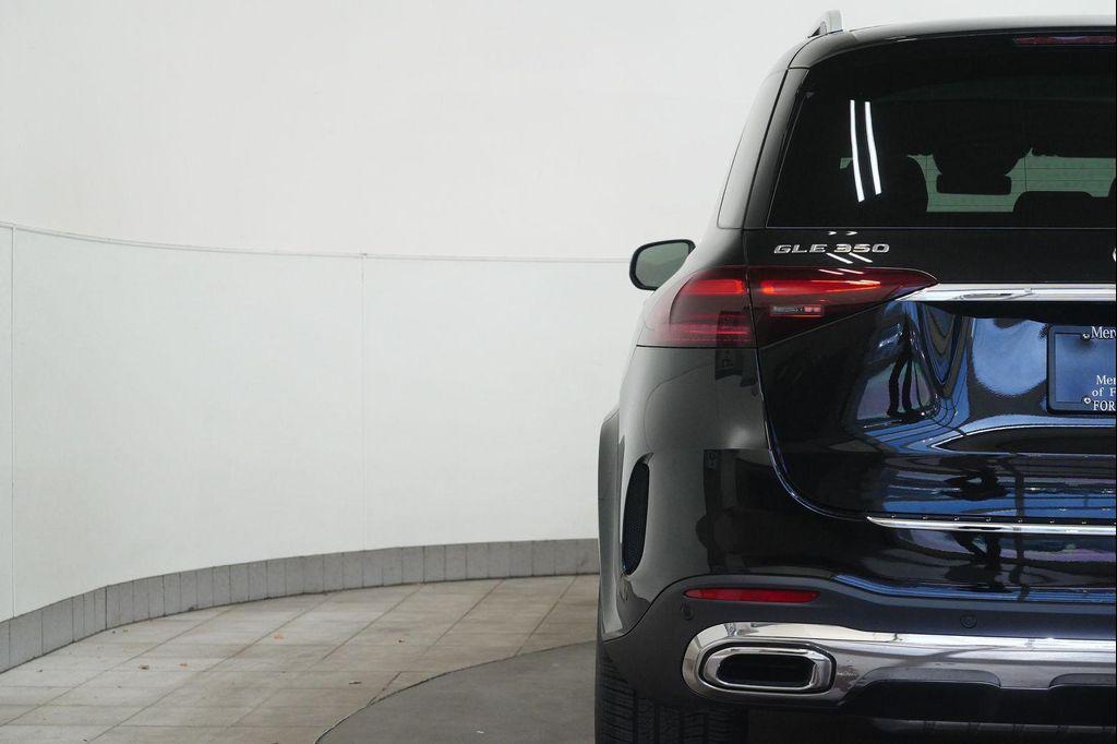 new 2026 Mercedes-Benz GLE 350 car, priced at $76,930