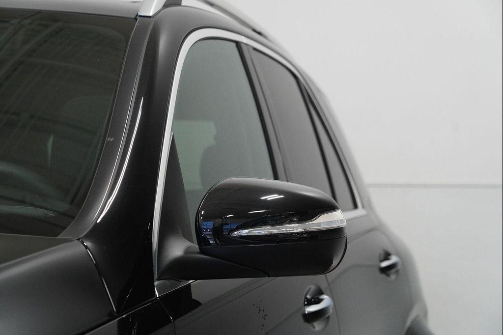 new 2026 Mercedes-Benz GLE 350 car, priced at $76,930