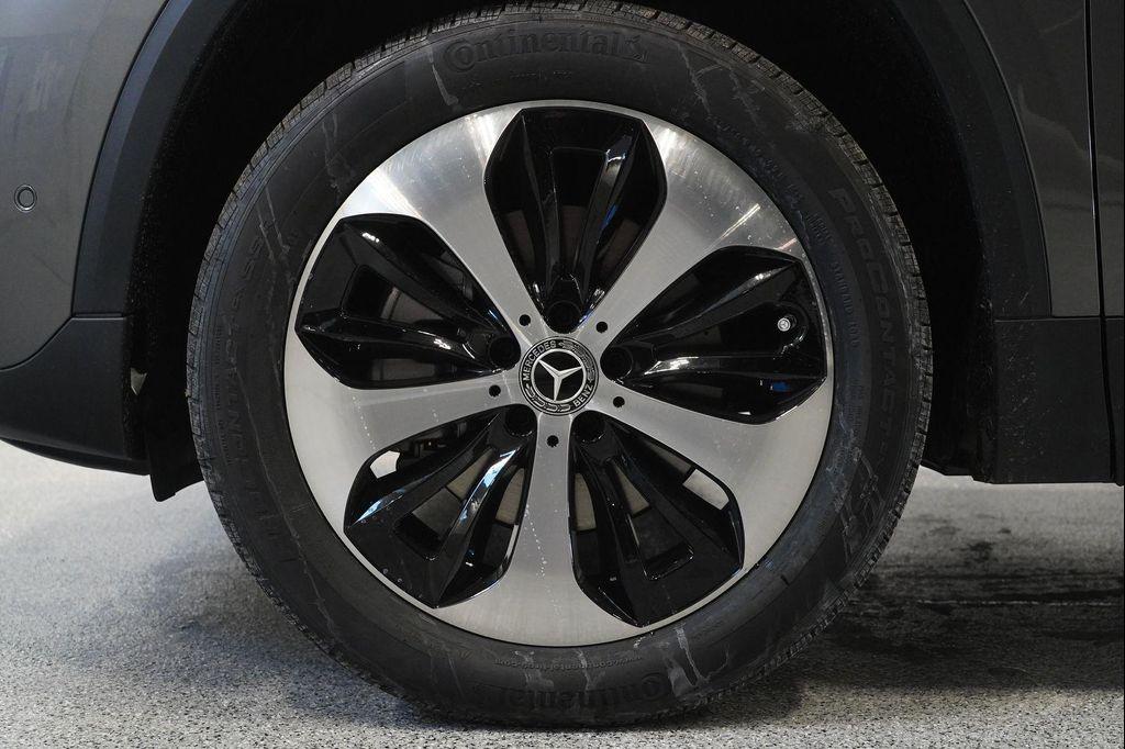 new 2026 Mercedes-Benz GLA 250 car, priced at $51,370