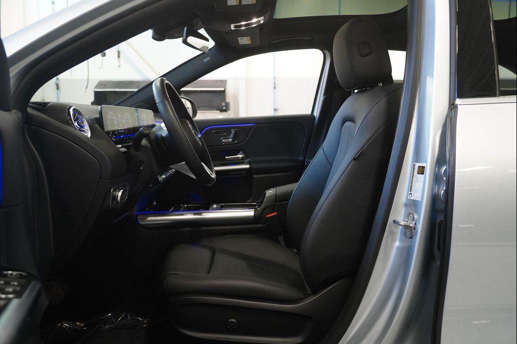 used 2025 Mercedes-Benz GLA 250 car, priced at $39,721