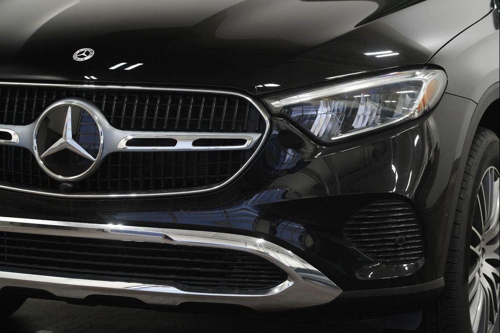 new 2026 Mercedes-Benz GLC 300 car, priced at $58,360
