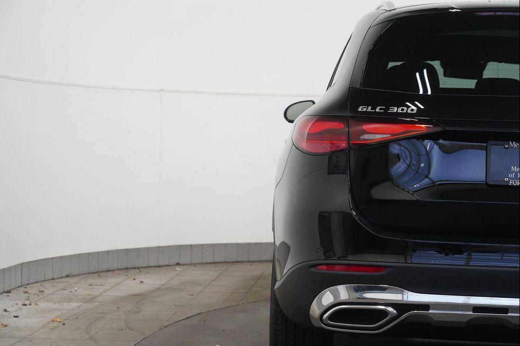 new 2026 Mercedes-Benz GLC 300 car, priced at $58,360