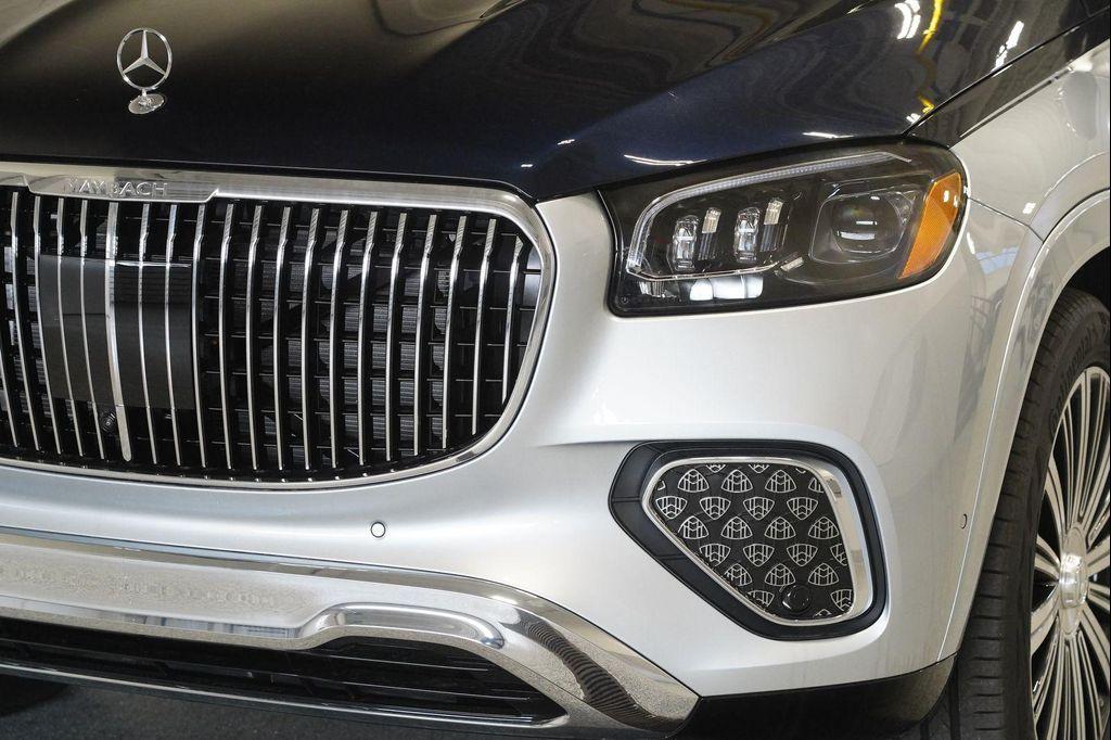 new 2026 Mercedes-Benz Maybach GLS 600 car, priced at $217,205
