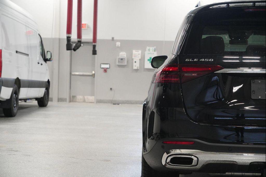 new 2026 Mercedes-Benz GLE 450 car, priced at $80,230